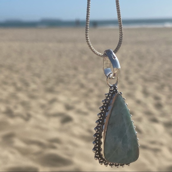 Caribbean Larimar Handcrafted vintage Pendant - Picture 3 of 11